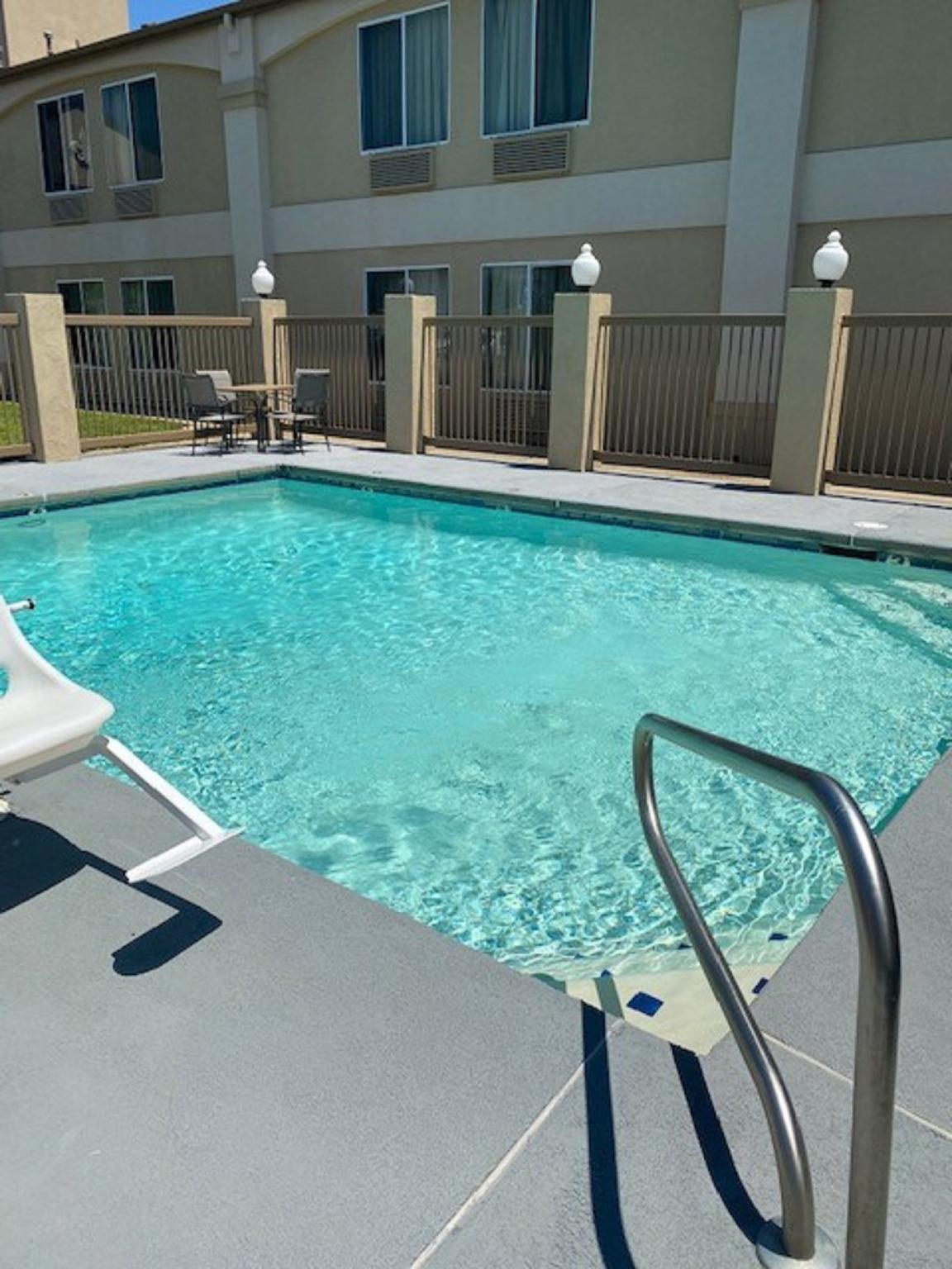 Surestay Hotel By Best Western Alexandria Airport Exterior photo
