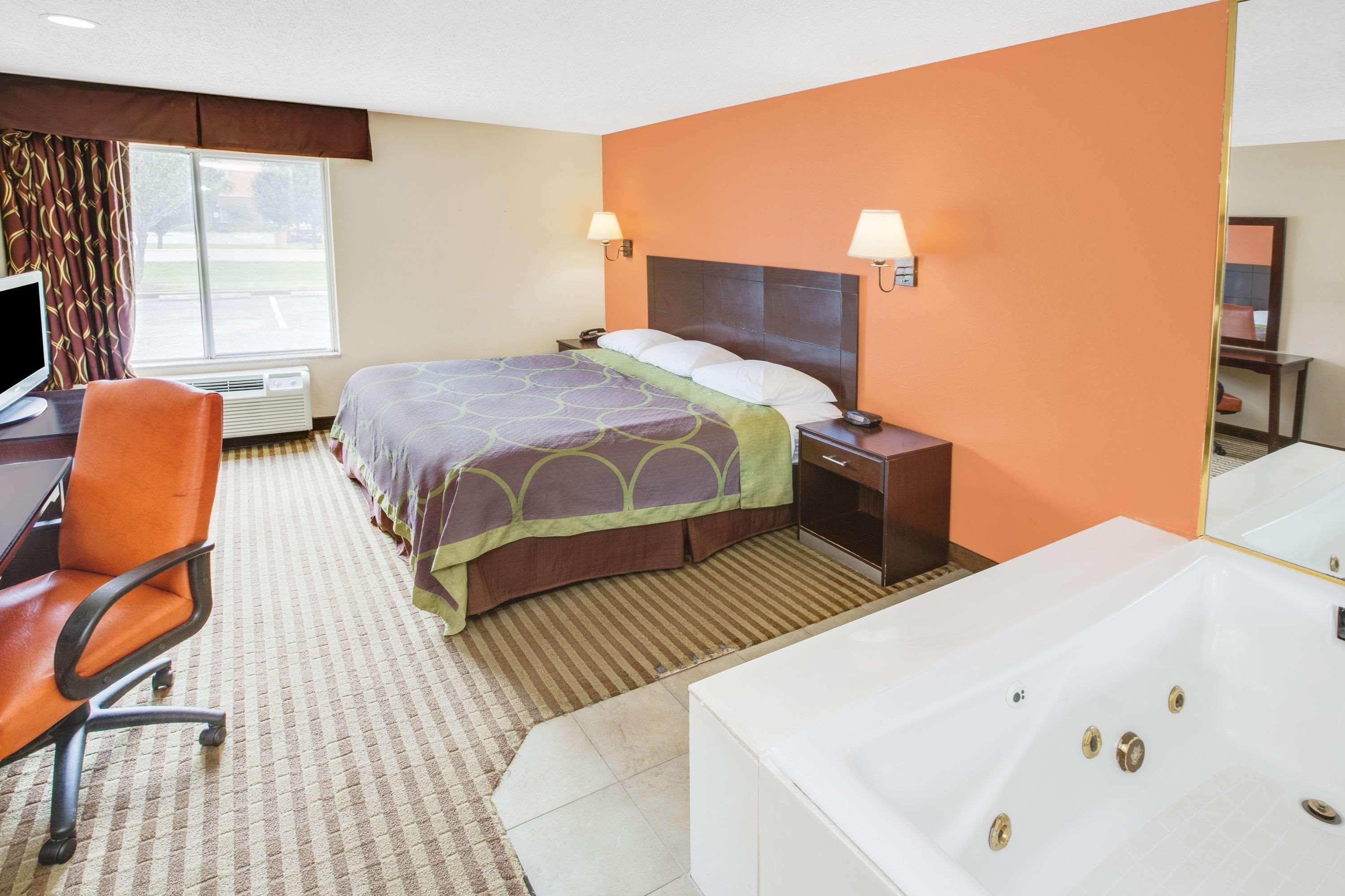 Surestay Hotel By Best Western Alexandria Airport Exterior photo