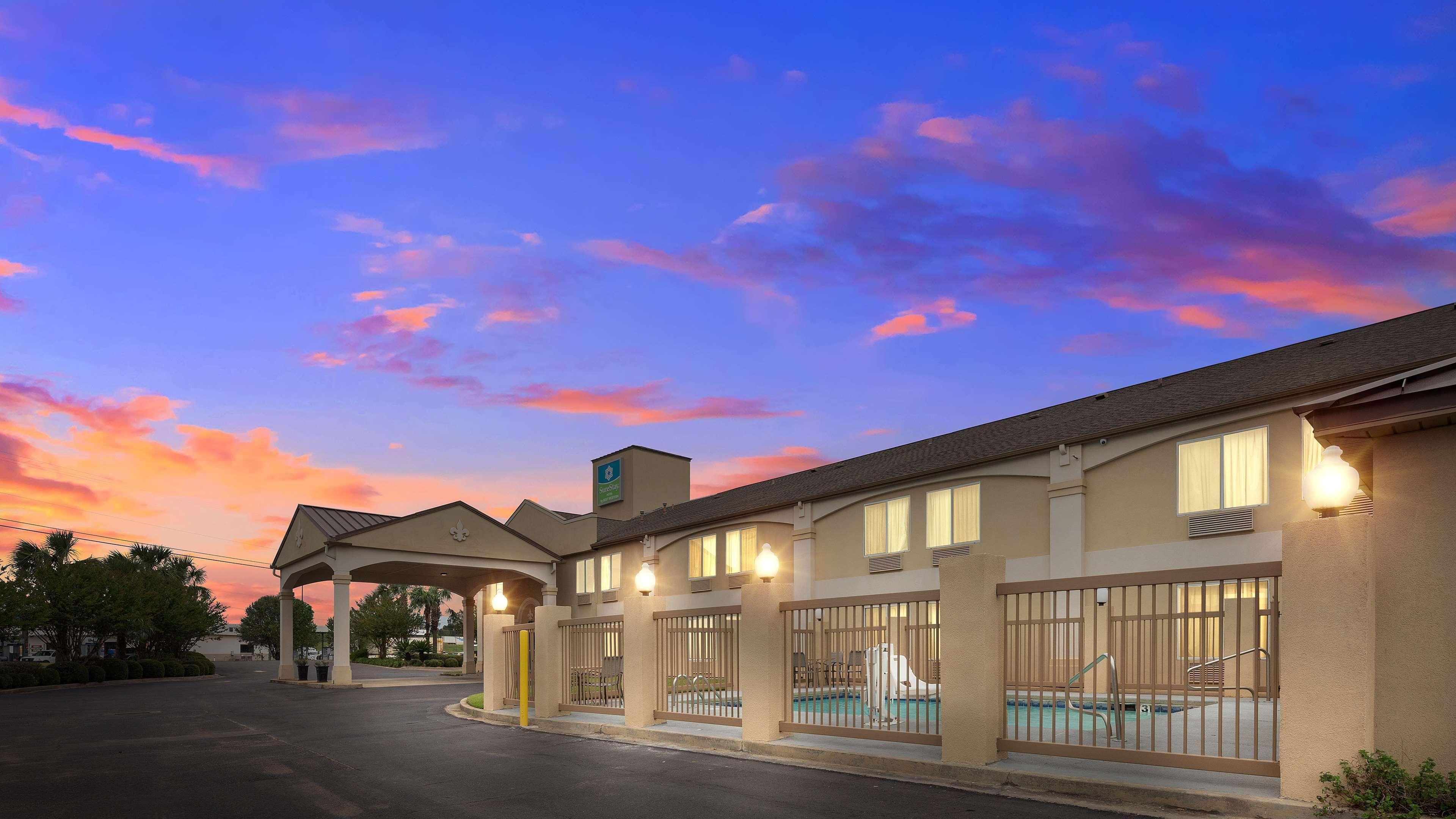 Surestay Hotel By Best Western Alexandria Airport Exterior photo