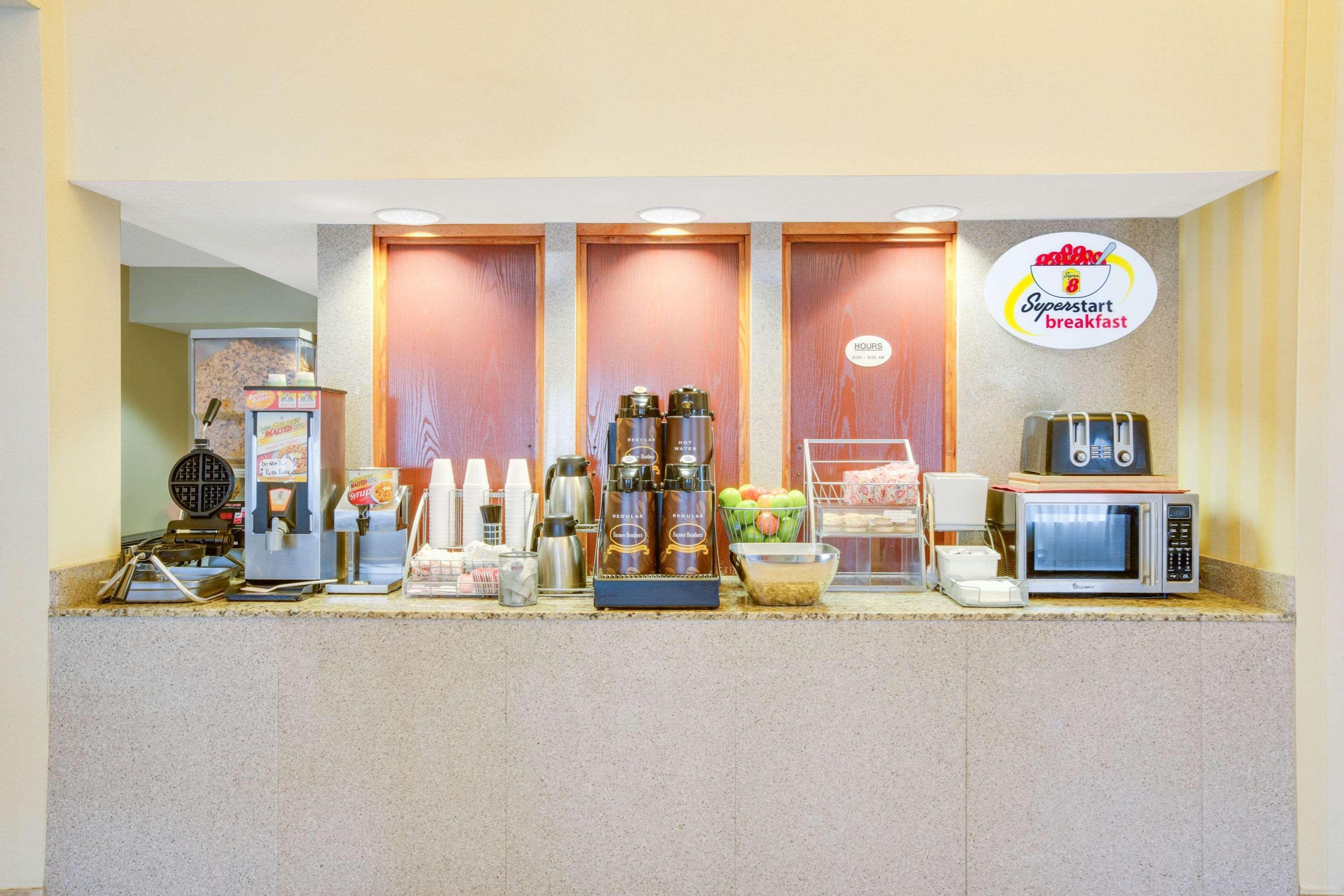 Surestay Hotel By Best Western Alexandria Airport Exterior photo