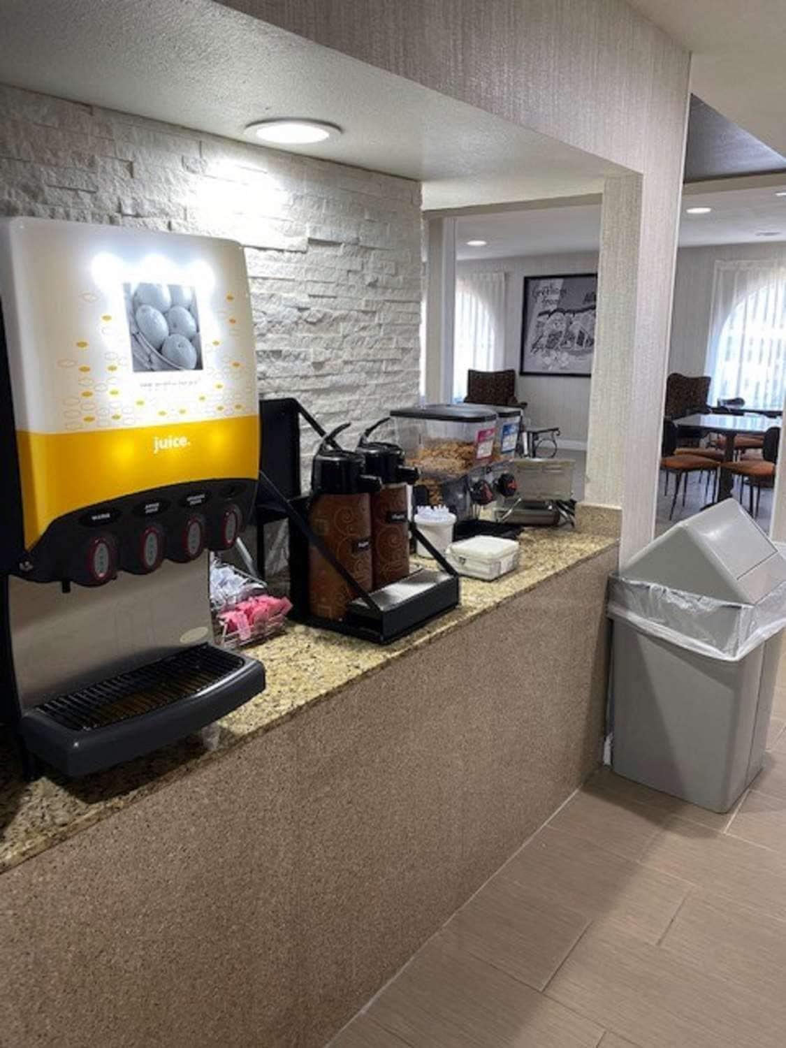 Surestay Hotel By Best Western Alexandria Airport Exterior photo